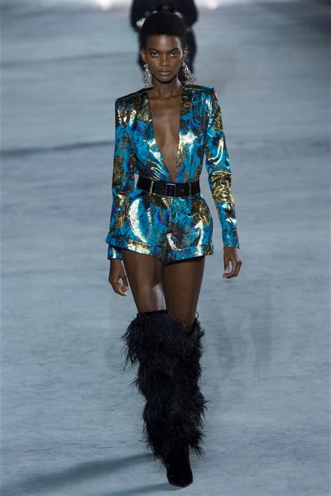 Saint Laurent: collezione donna .